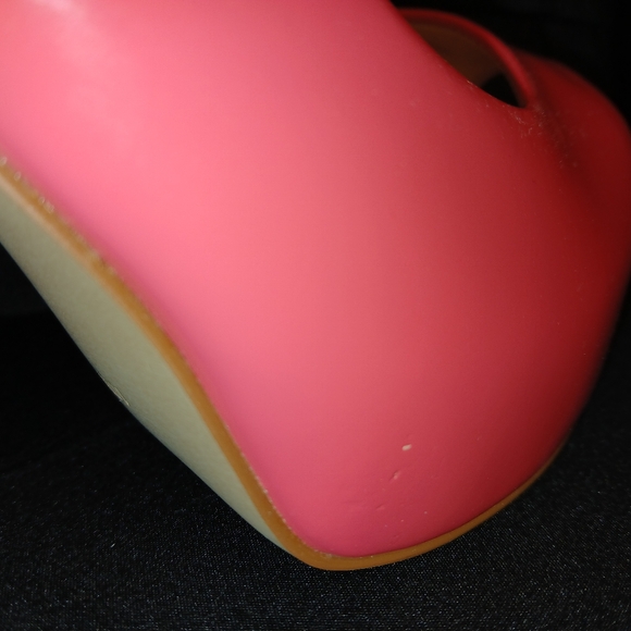 Guess "Patches" Pink Patent Leather Peep-toe Pump Sz. 10M - Picture 11 of 13